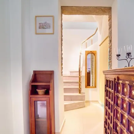 Holiday home Secret Valley - Chora's Hideaway