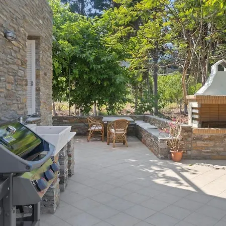 Casa de Férias Secret Valley - Chora's Hideaway
