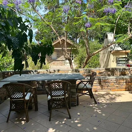Casa de Férias Secret Valley - Chora's Hideaway *