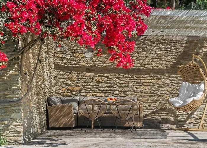 Casa de Férias Secret Valley - Chora's Hideaway